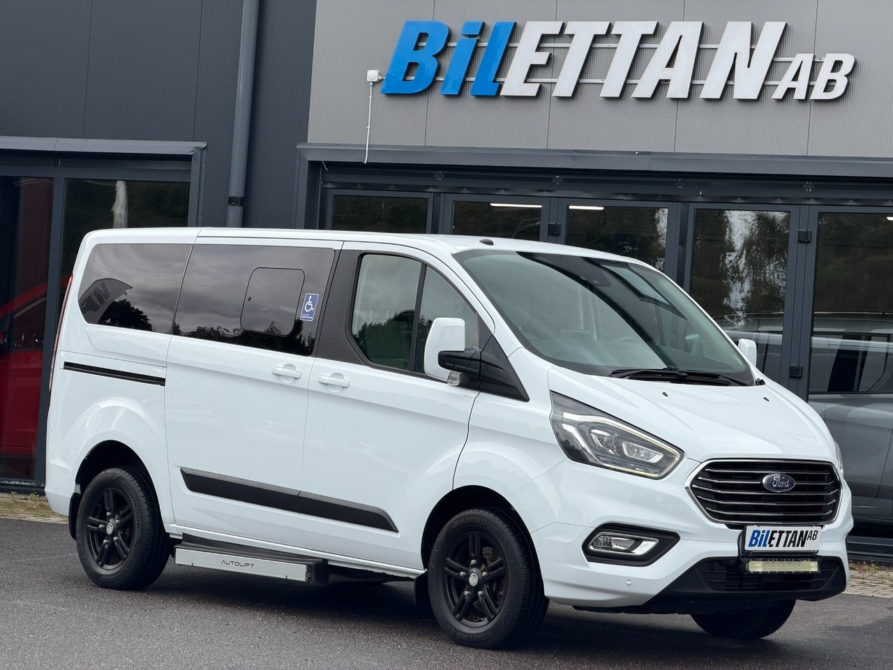 Ford Tourneo Custom 2019, bild 6/10
