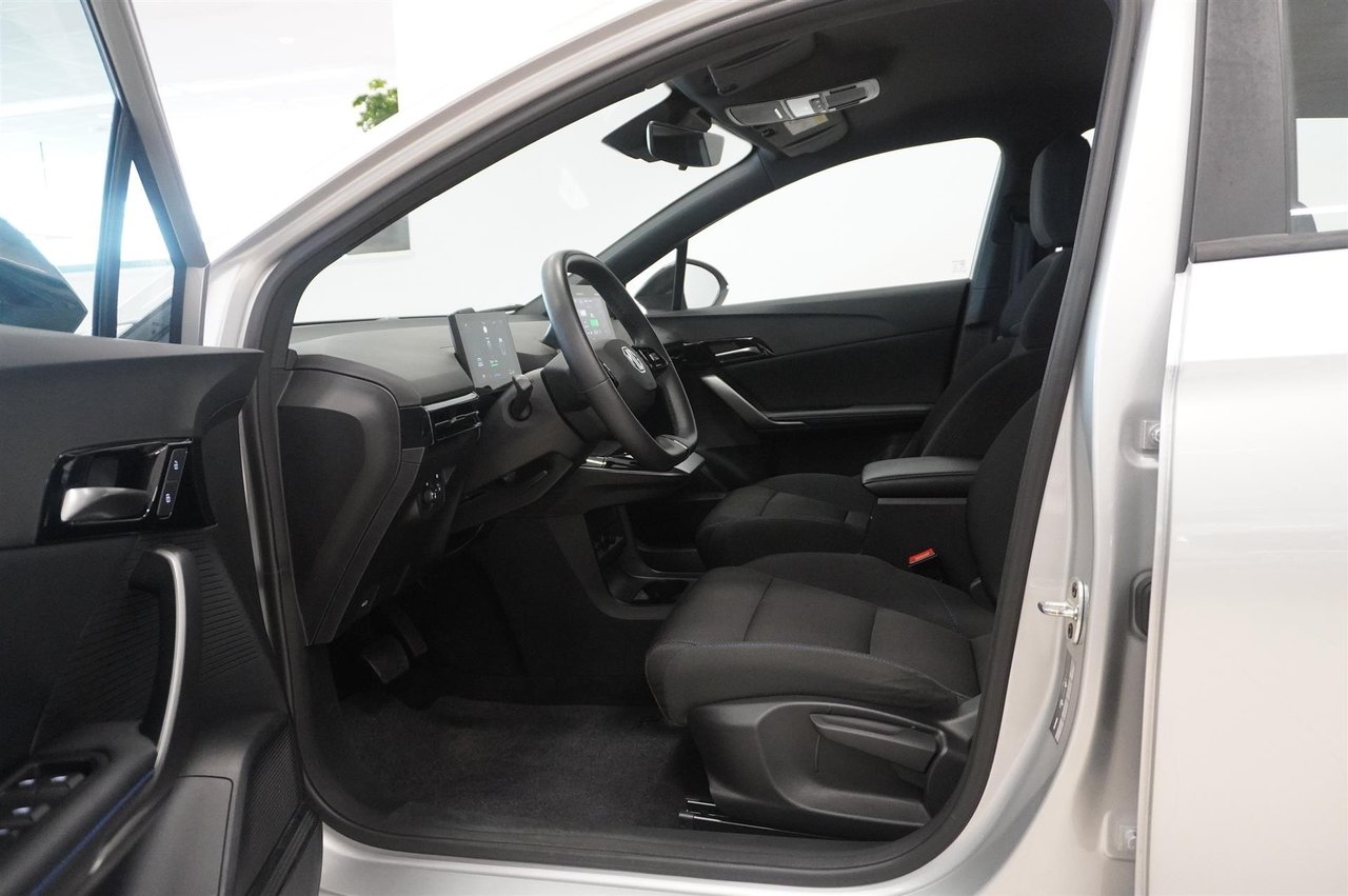 MG MG4 Ne Std 51kWh 2023, kuva 2/10
