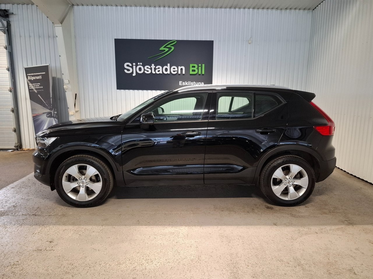 Volvo XC40 T2 Momentum Adv 2021, bild 4/10