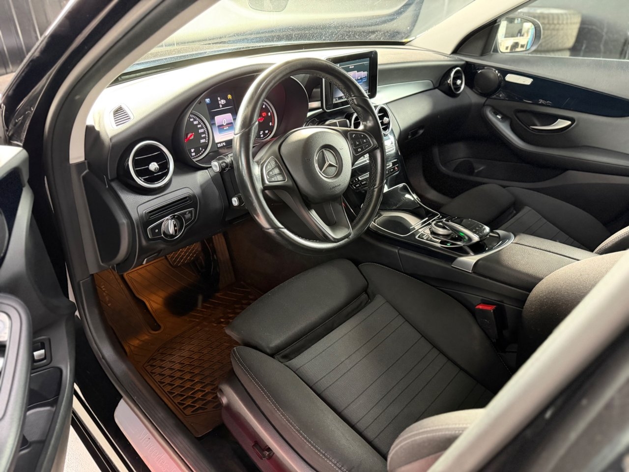 Mercedes-Benz C 2015, bild 6/10