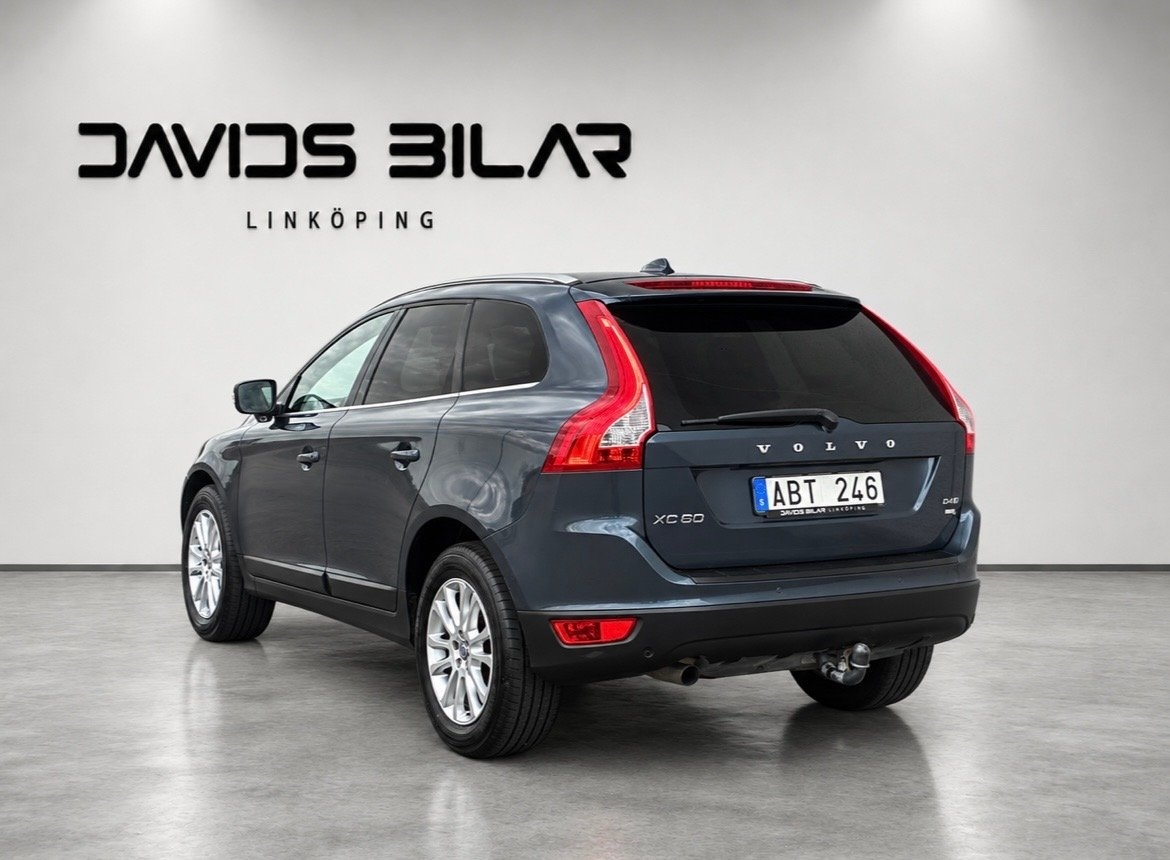 Volvo XC60 2.4D D5 Summum Euro 4 2010, bild 3/10