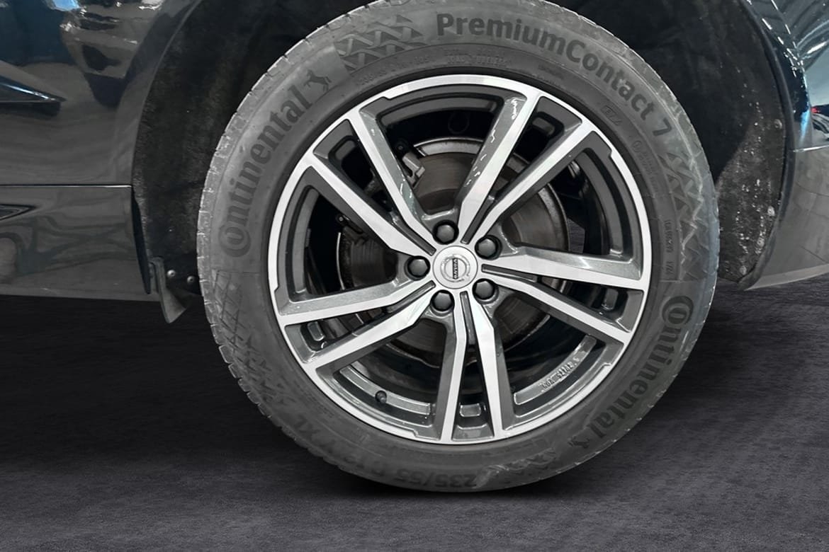 Volvo XC60 Recharge T6 Core Edition 2023, bild 6/18