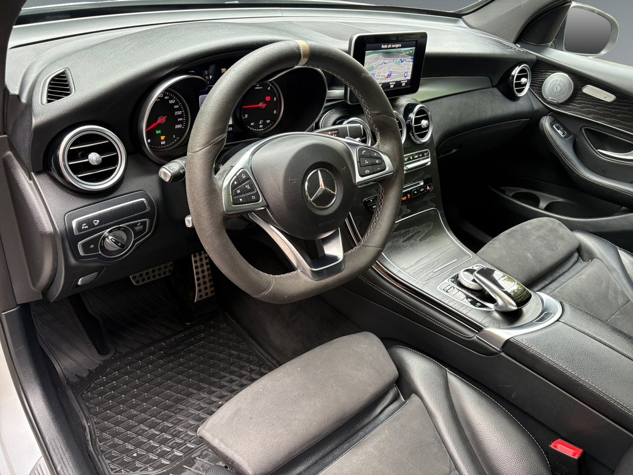 Mercedes-Benz GLC 2017, bild 5/10