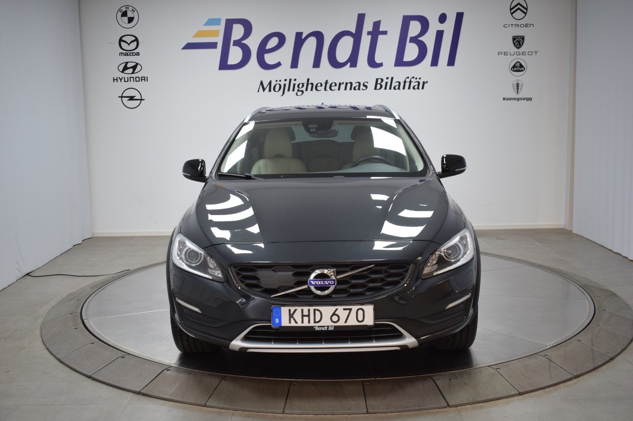 Volvo V60 Cross Country D3 Classic Pro 2018, kuva 5/29