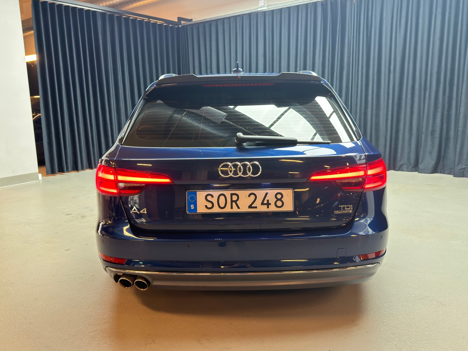 Audi A4 Avant 2.0 TDI quattro S Tronic 2016, bild 5/10