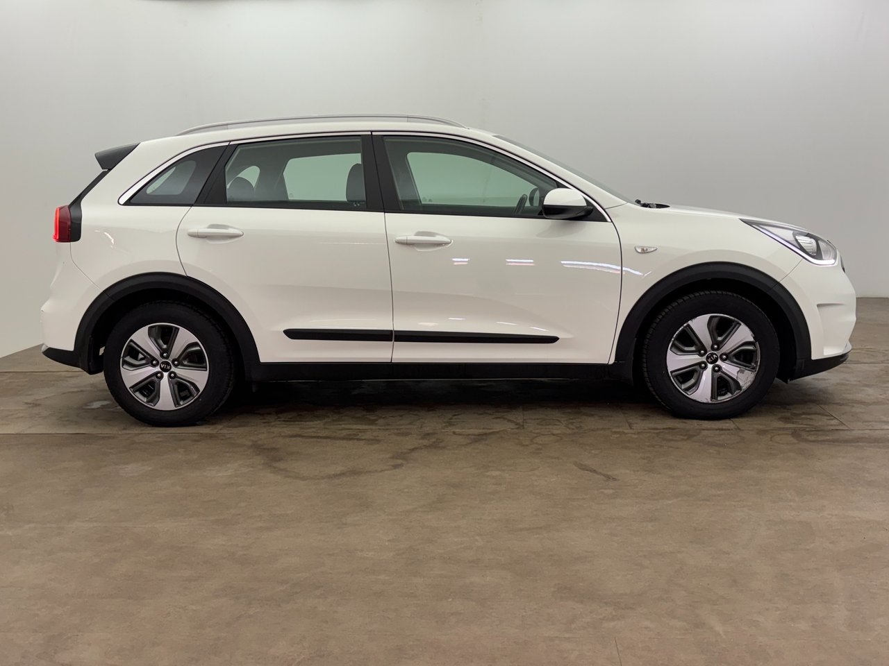 Kia Niro Hybrid DCT Advance 141hk 2018, bild 7/10