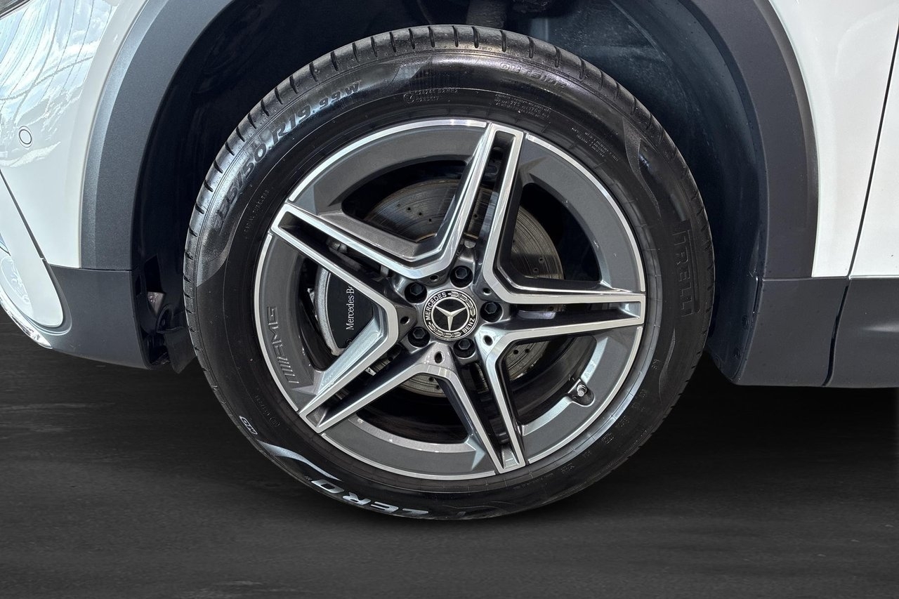 Mercedes-Benz GLB 200 AMG Line 7-sits 2024, kuva 5/10