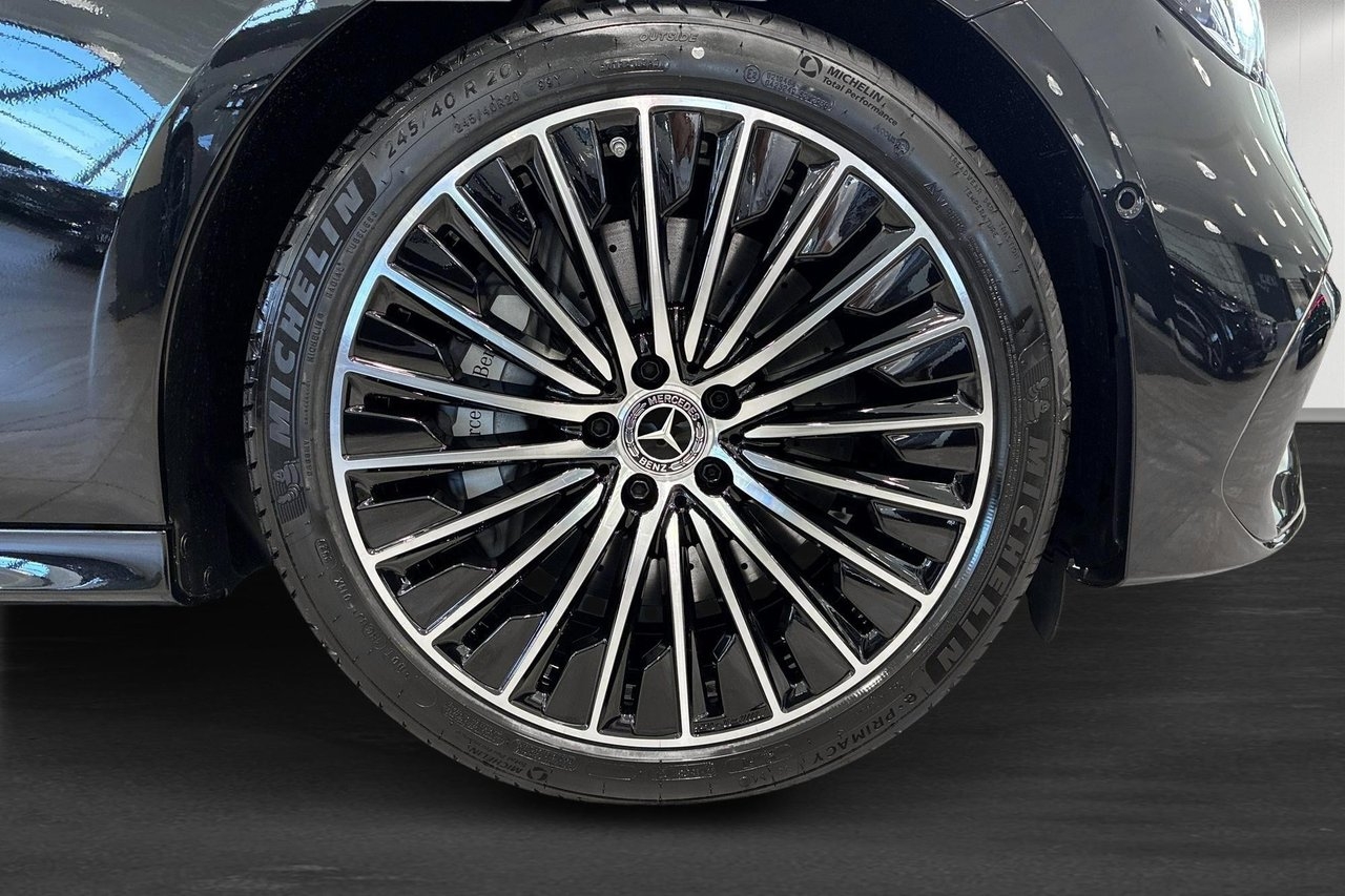 Mercedes-Benz E 300 e 2026, bild 7/10