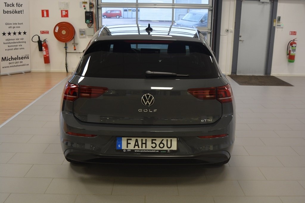 Volkswagen Golf 2025, bild 6/10