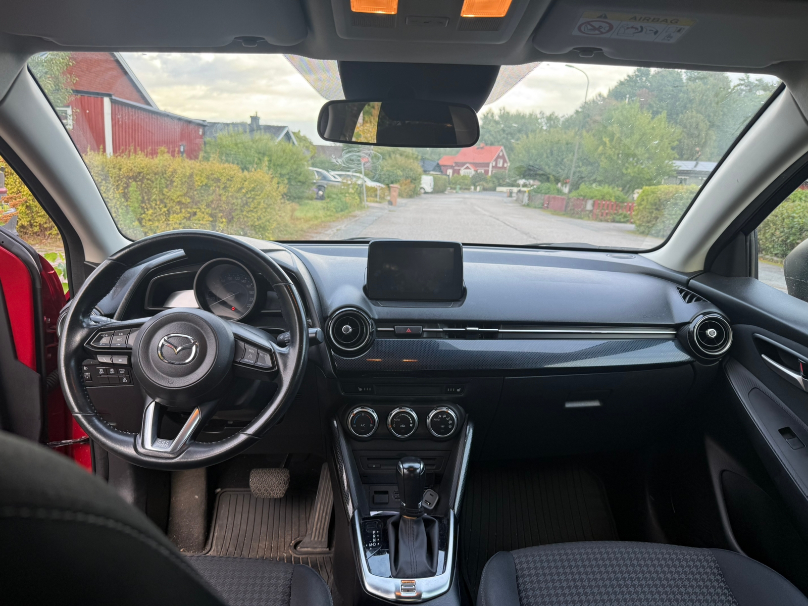 Mazda 2 2019, bild 5/6