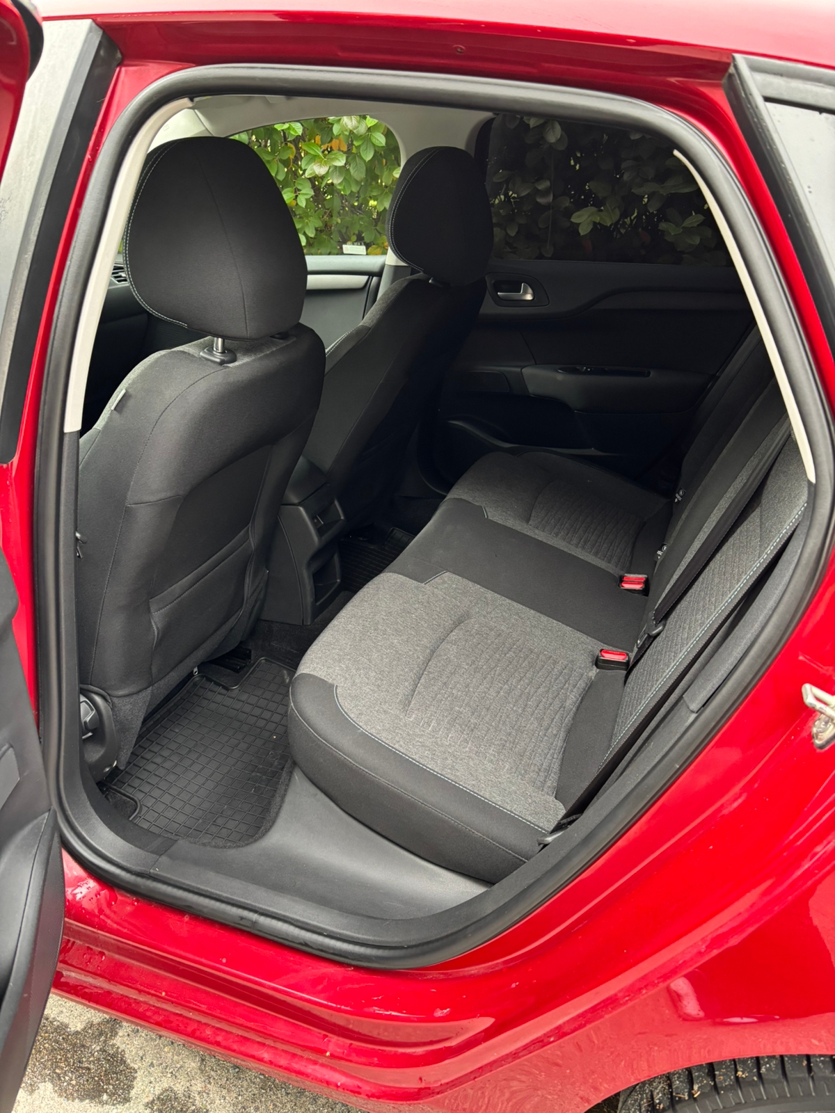 Citroen C4 2016, bild 3/5