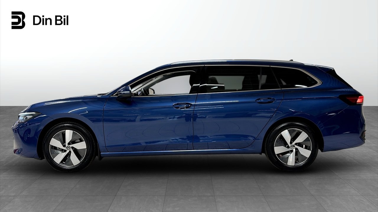 Volkswagen Passat 2025, bild 2/22