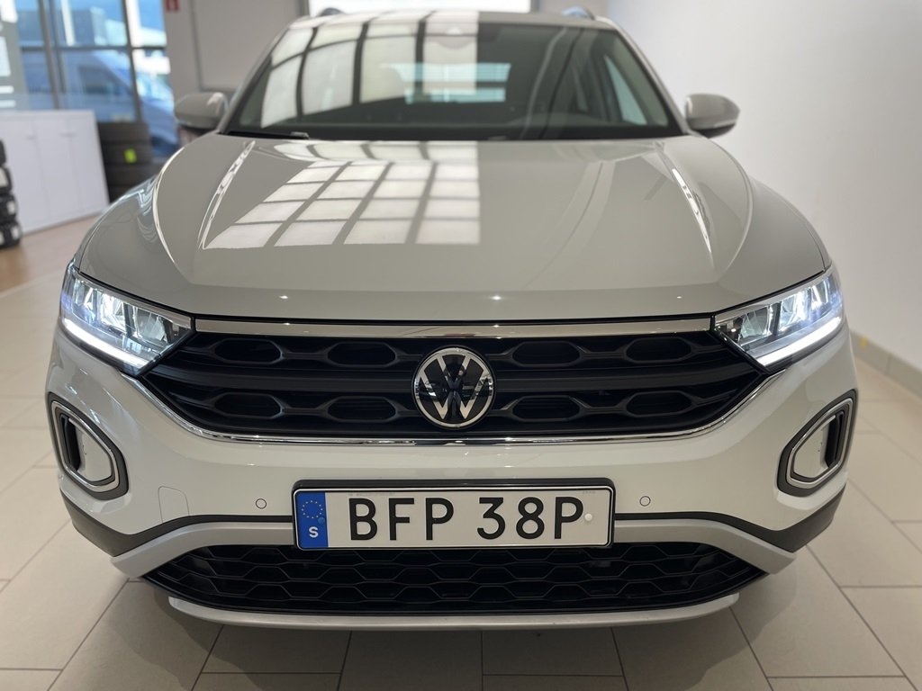 Volkswagen T-Roc LIFE 1.5 TSI 150HK DSG 2023, bild 3/19