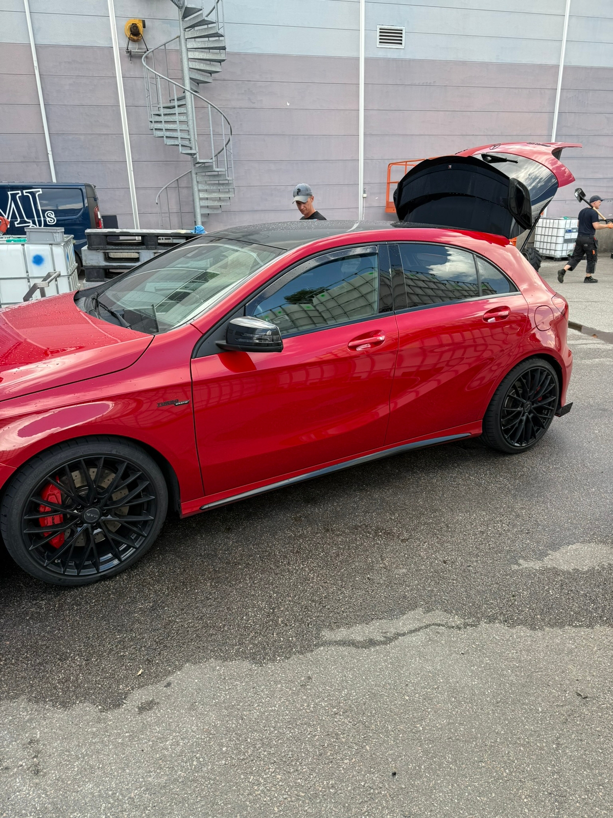Mercedes-Benz A 45 AMG 4MATIC 2018, bild 2/10