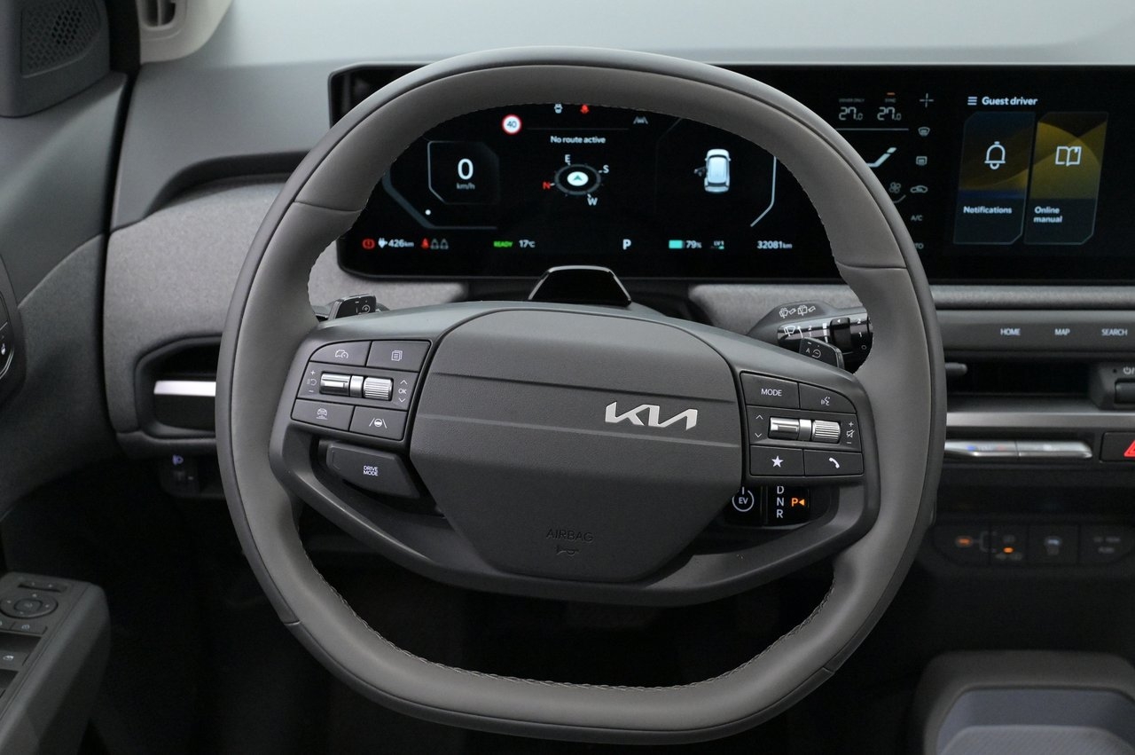 Kia EV3 Long Range Plus Läder 2025, bild 7/10