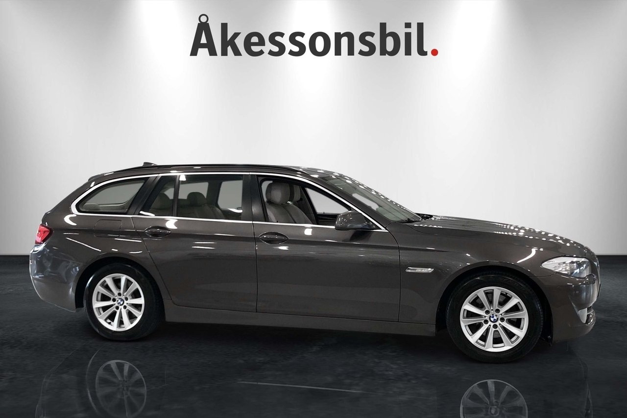 BMW 520 d Touring Steptronic, 184hk 2010, bild 3/10