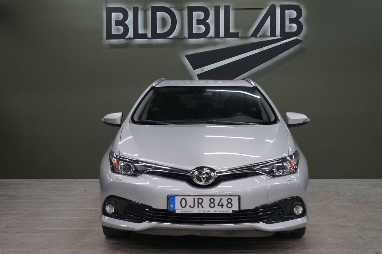 Toyota Auris 2016, bild 3/10