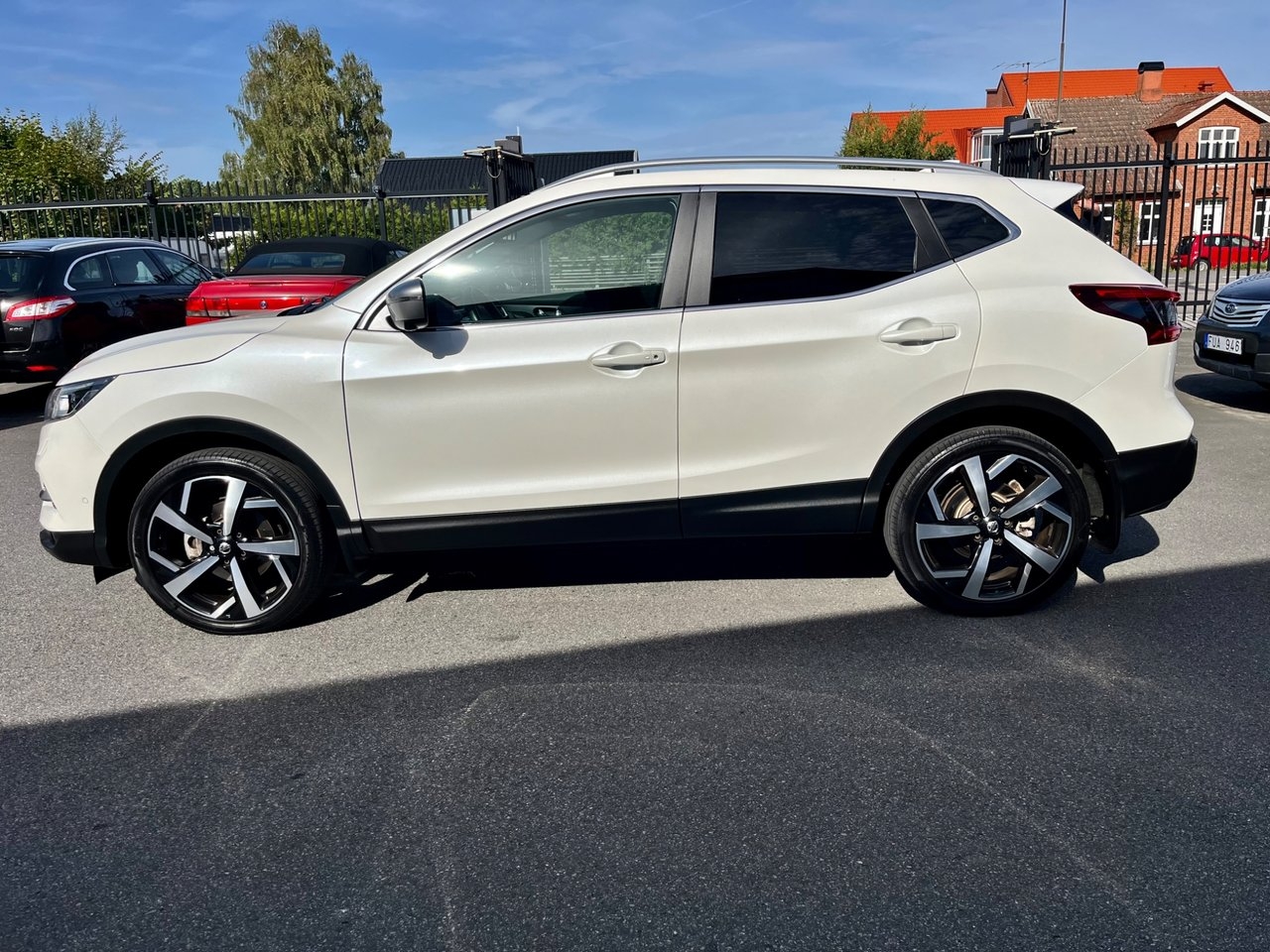 Nissan Qashqai 1.2 DIG-T Tekna+ 2018, photo 4/10