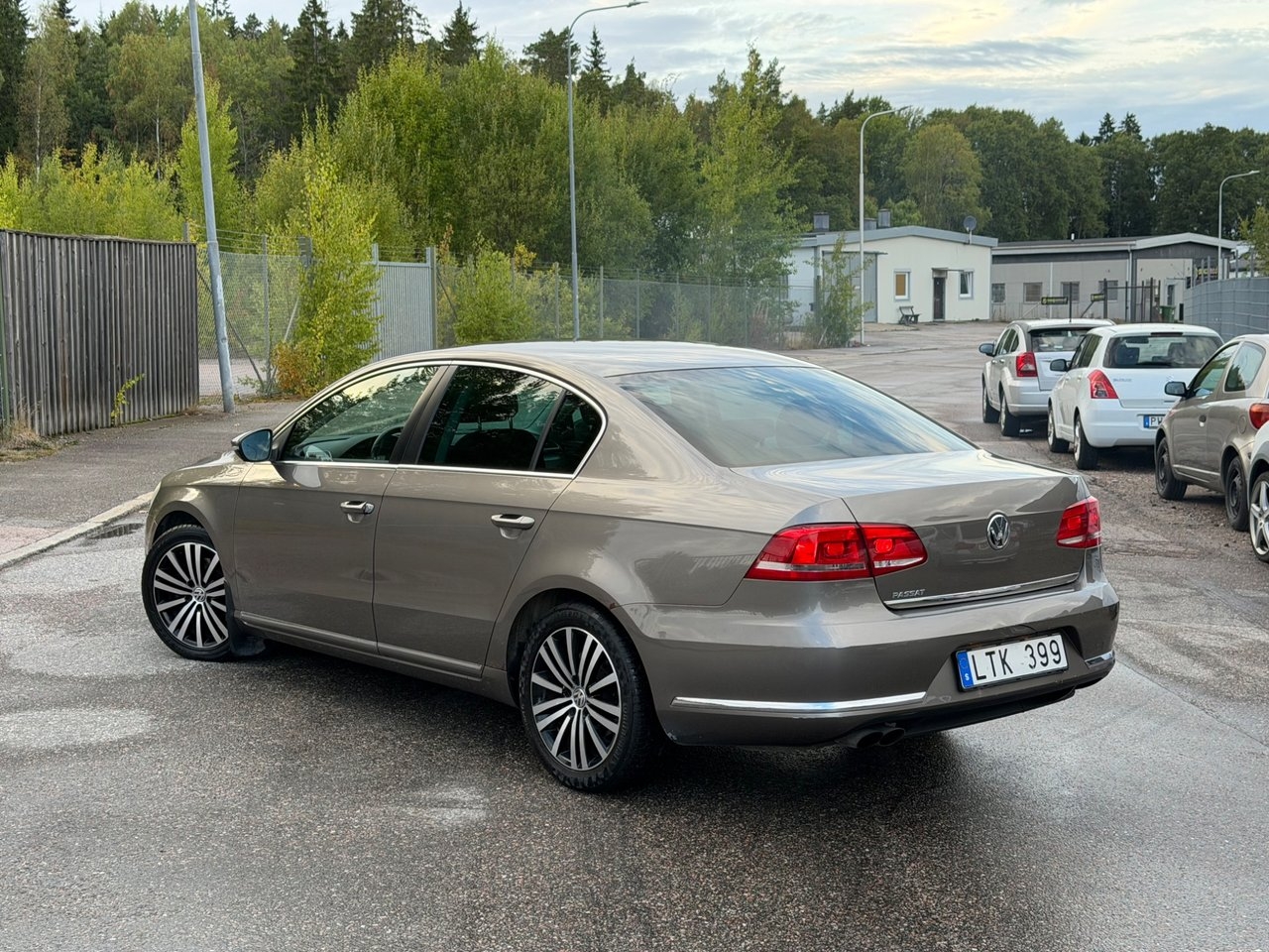 Volkswagen Passat 2012, bild 6/15