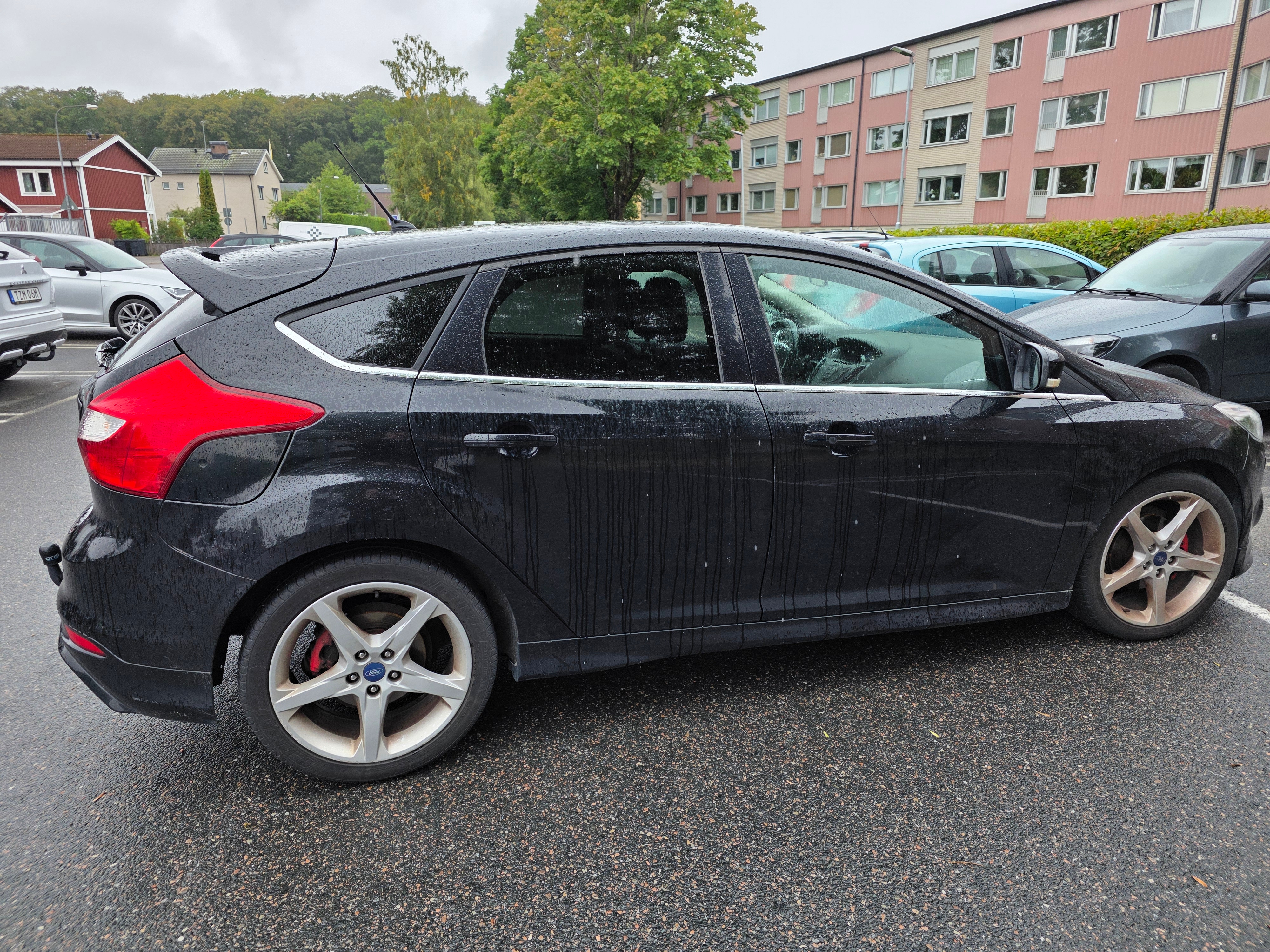 Ford Focus 1.0 EcoBoost Manuell 2013, photo 2/3