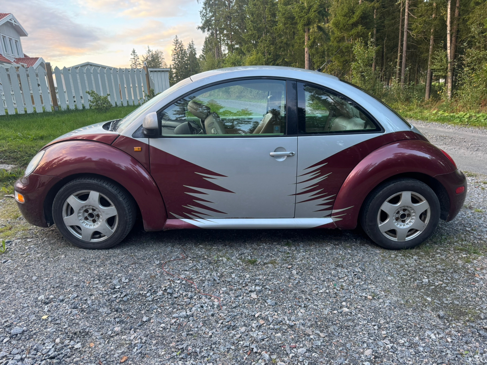 Volkswagen New Beetle (NA) 2.0 Manuell 1998, bild 5/20