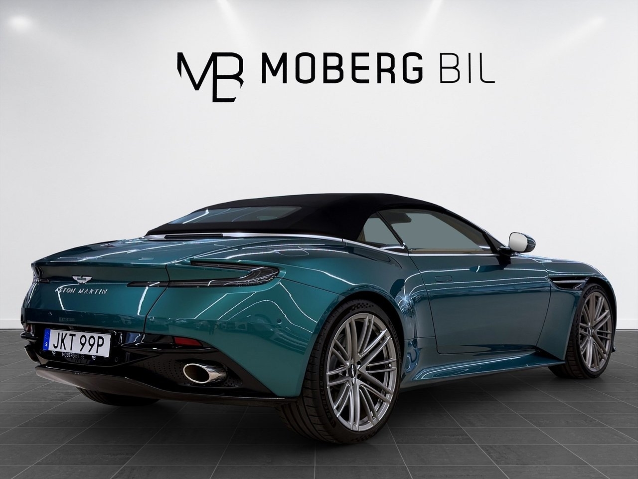 Aston Martin DB12 2024, bild 6/10
