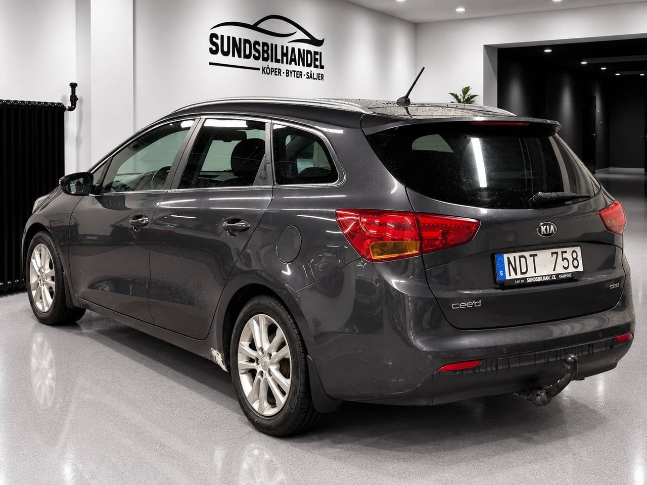 Kia Ceed SW 1.6 CRDi EX Comfort 128hk 2013, bild 3/10