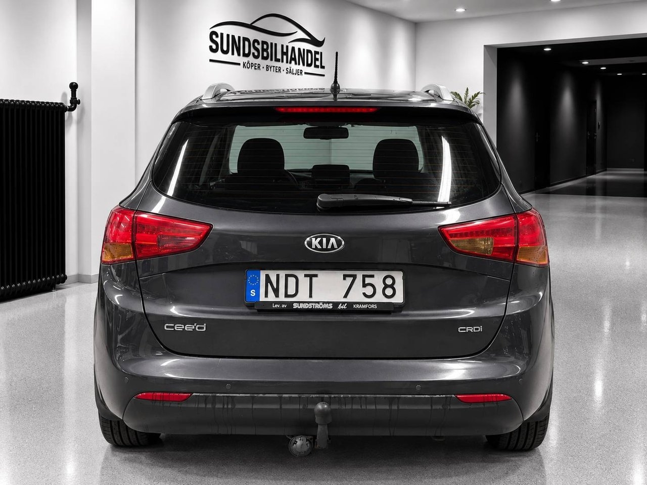Kia Ceed SW 1.6 CRDi EX Comfort 128hk 2013, bild 4/10