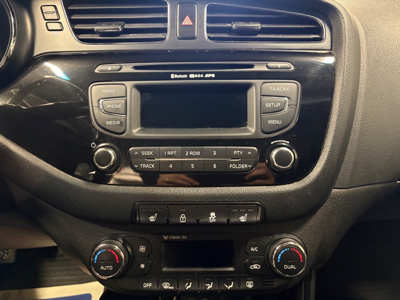 Kia Ceed SW 1.6 CRDi EX Comfort 128hk 2013, bild 7/10