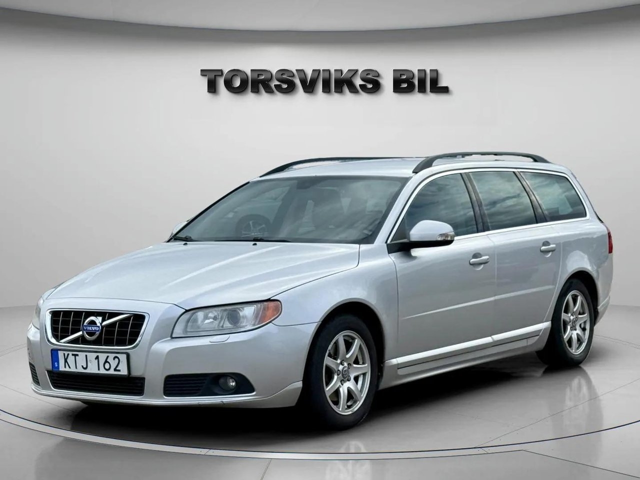 Volvo V70 1.6 D DRIVe Momentum 2011, bild 2/10