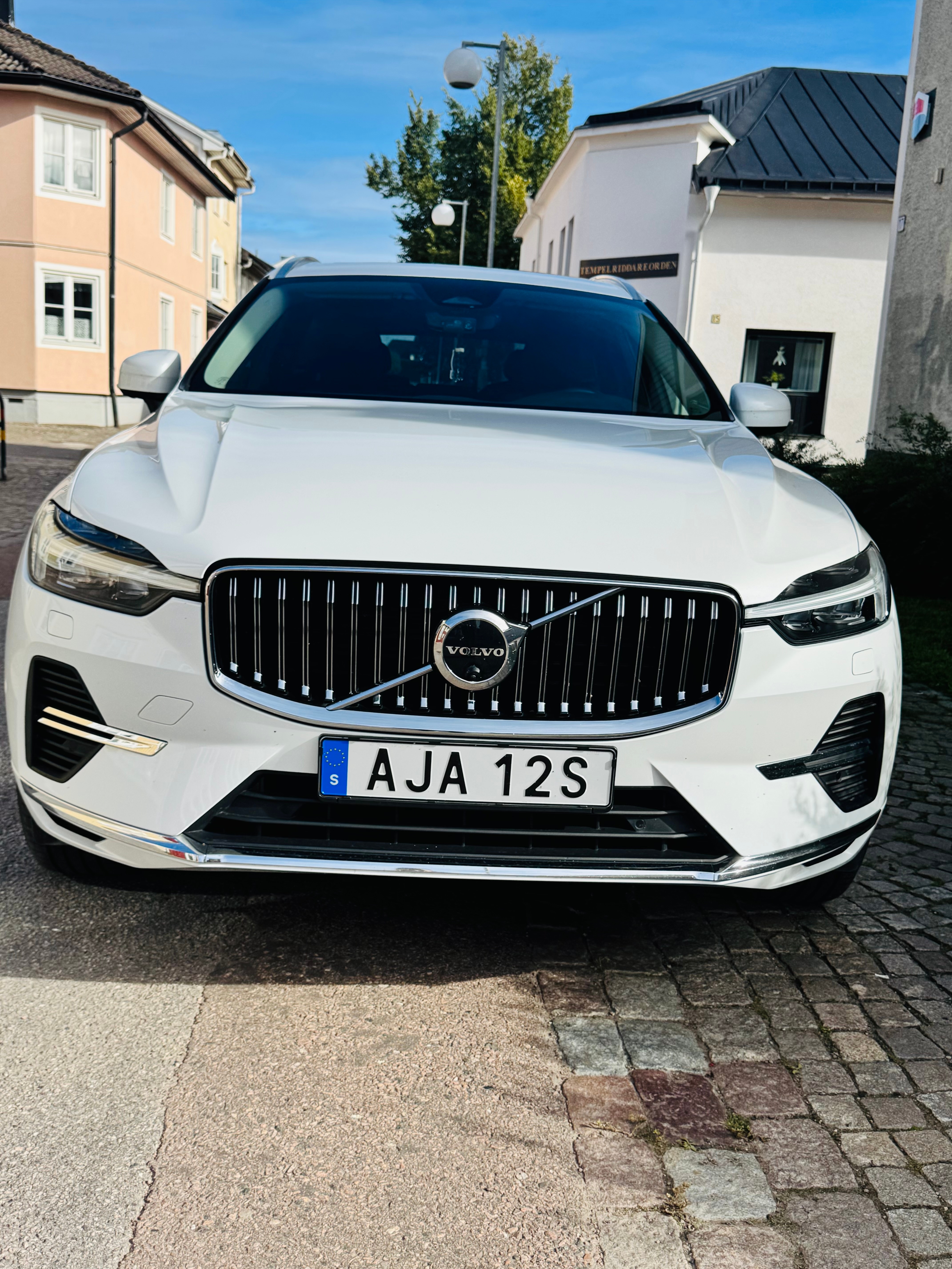 Volvo XC60 Recharge T6 AWD Geartronic 2023, bild 2/10