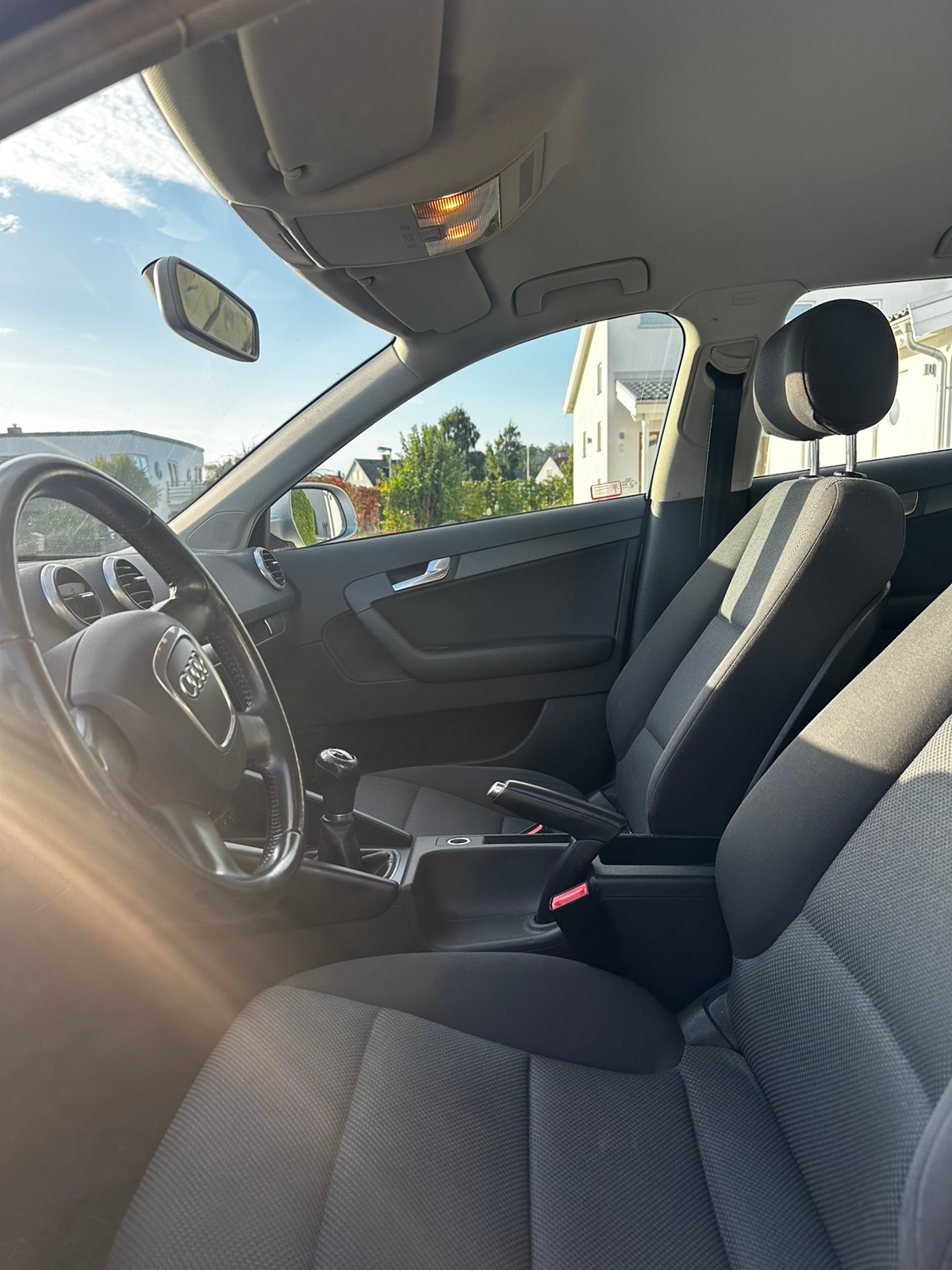 Audi A3 Sportback 1.6 TDI Manuell 2011, bild 4/5