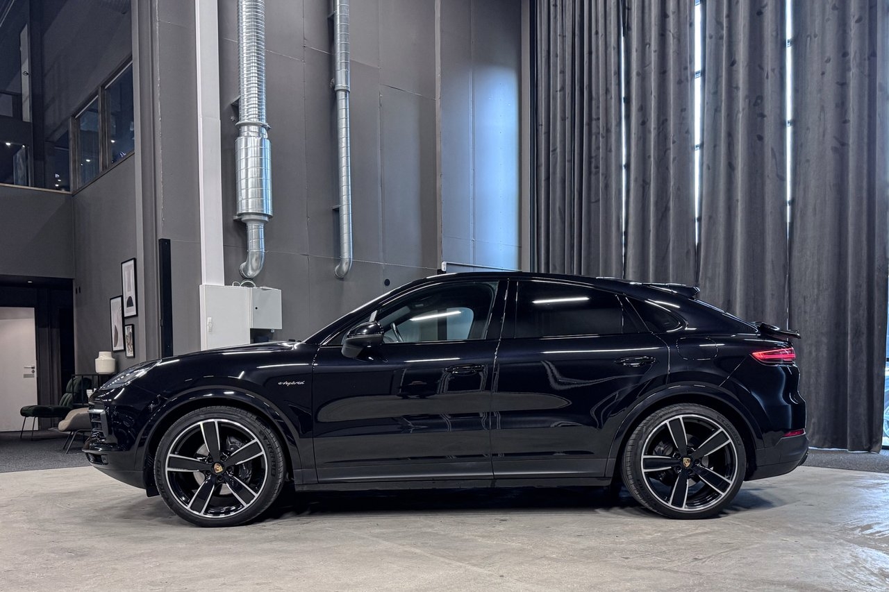 Porsche Cayenne E-Hybrid Coupé 2021, kuva 3/10