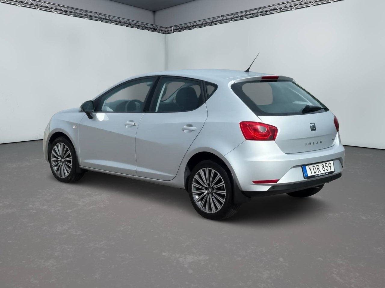 Seat Ibiza 2016, bild 3/10