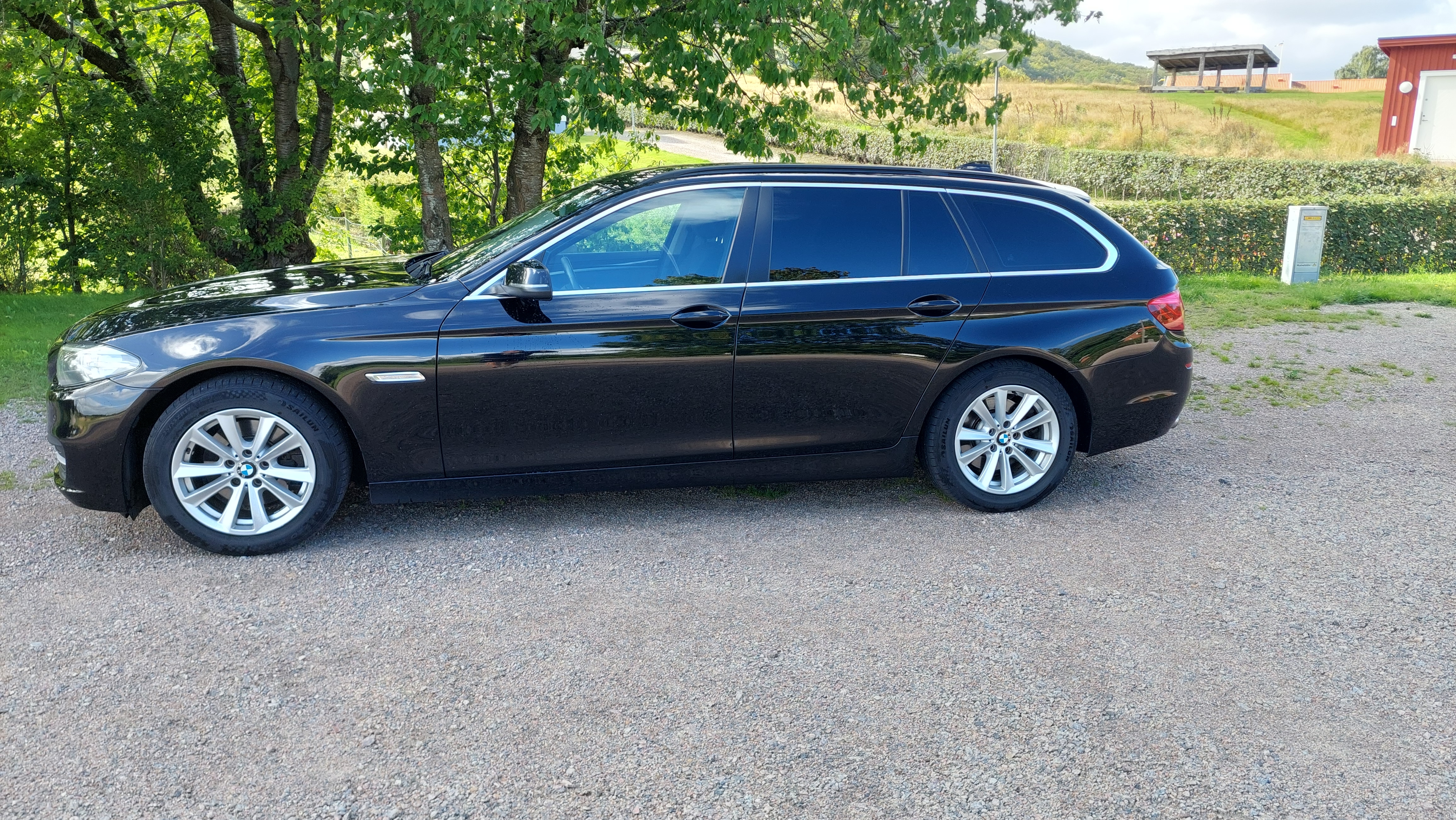 BMW 520 d Touring Steptronic 2015, bild 3/7