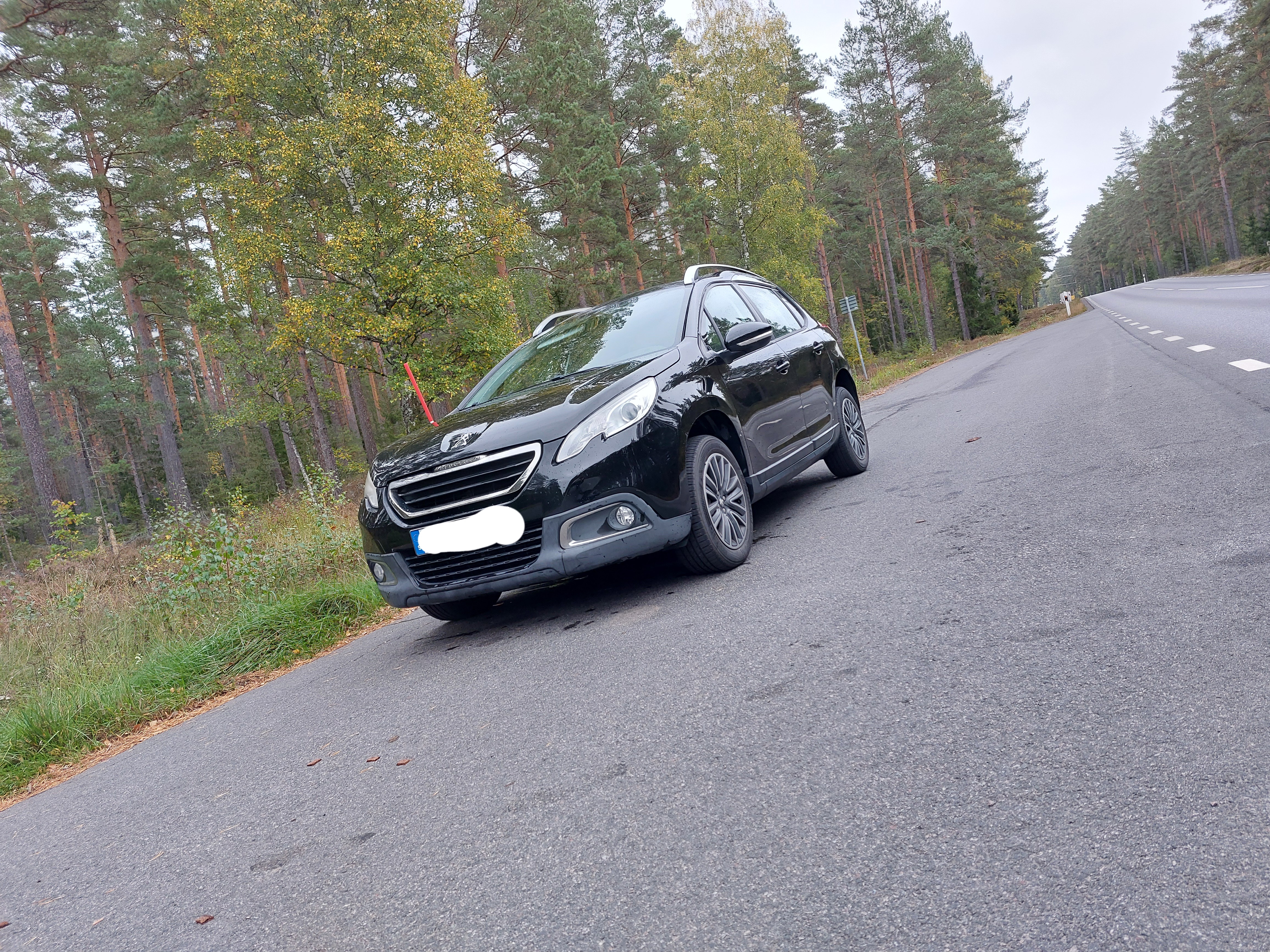 Peugeot 2008 1.2 VTi Manuell 2015, bild 3/3