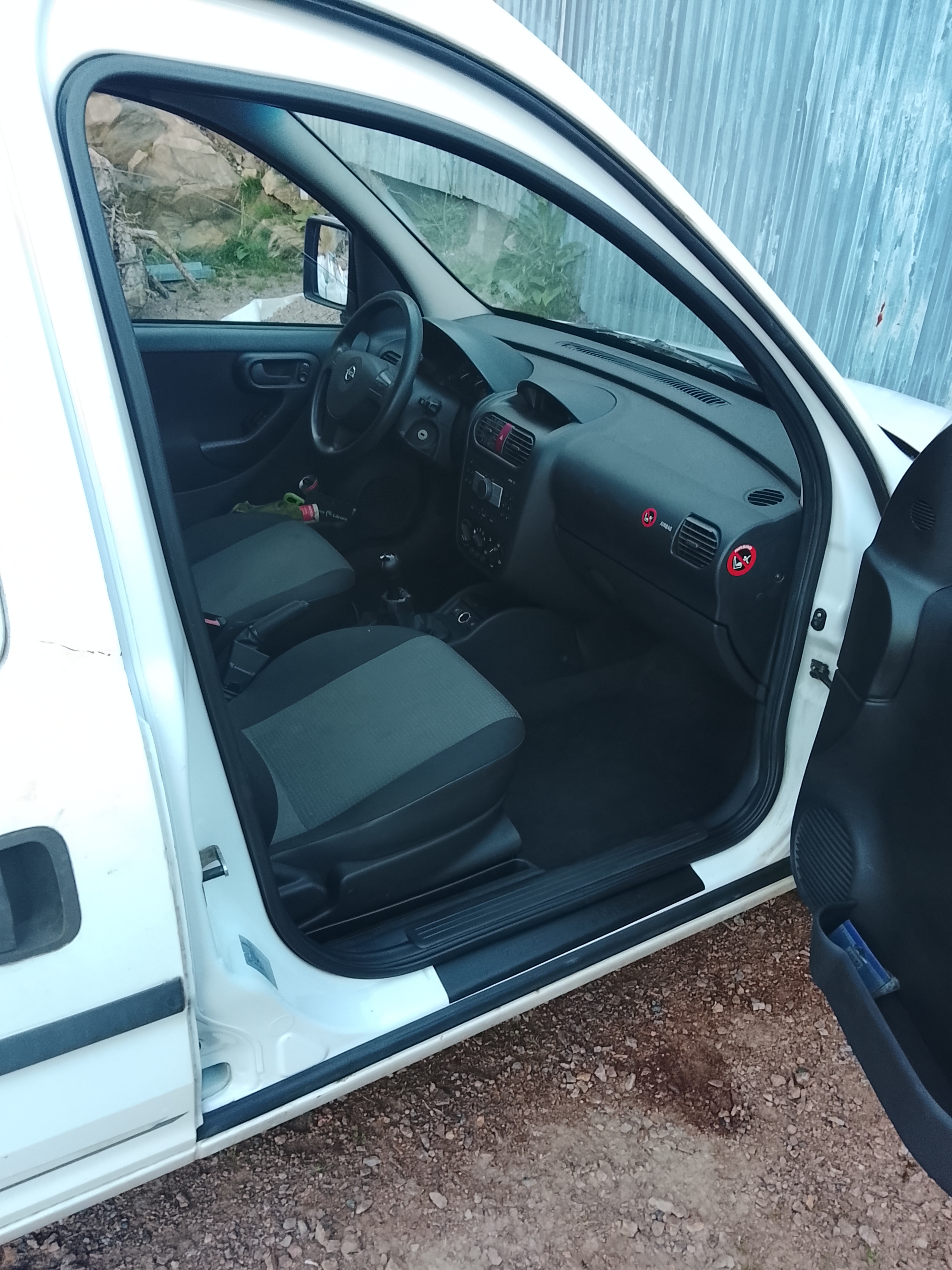 Opel Combo 1.3 CDTI 2008, bild 3/5