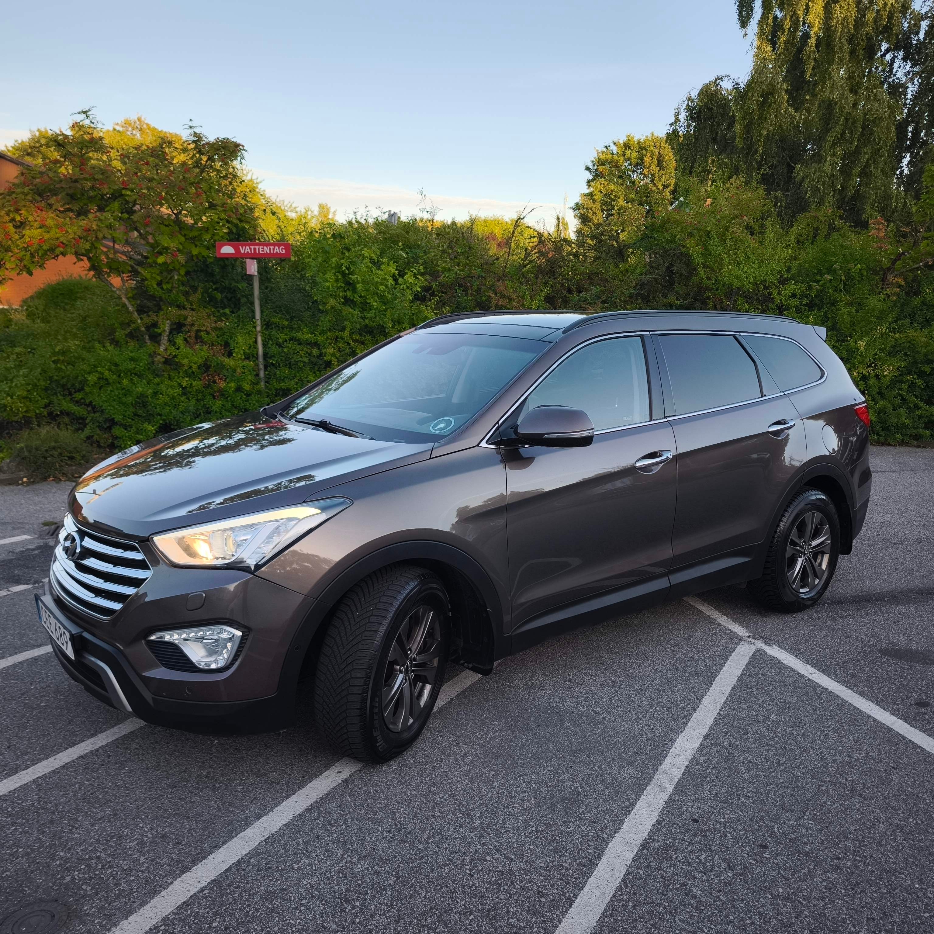 Hyundai Grand Santa Fe 2014, kuva 2/10
