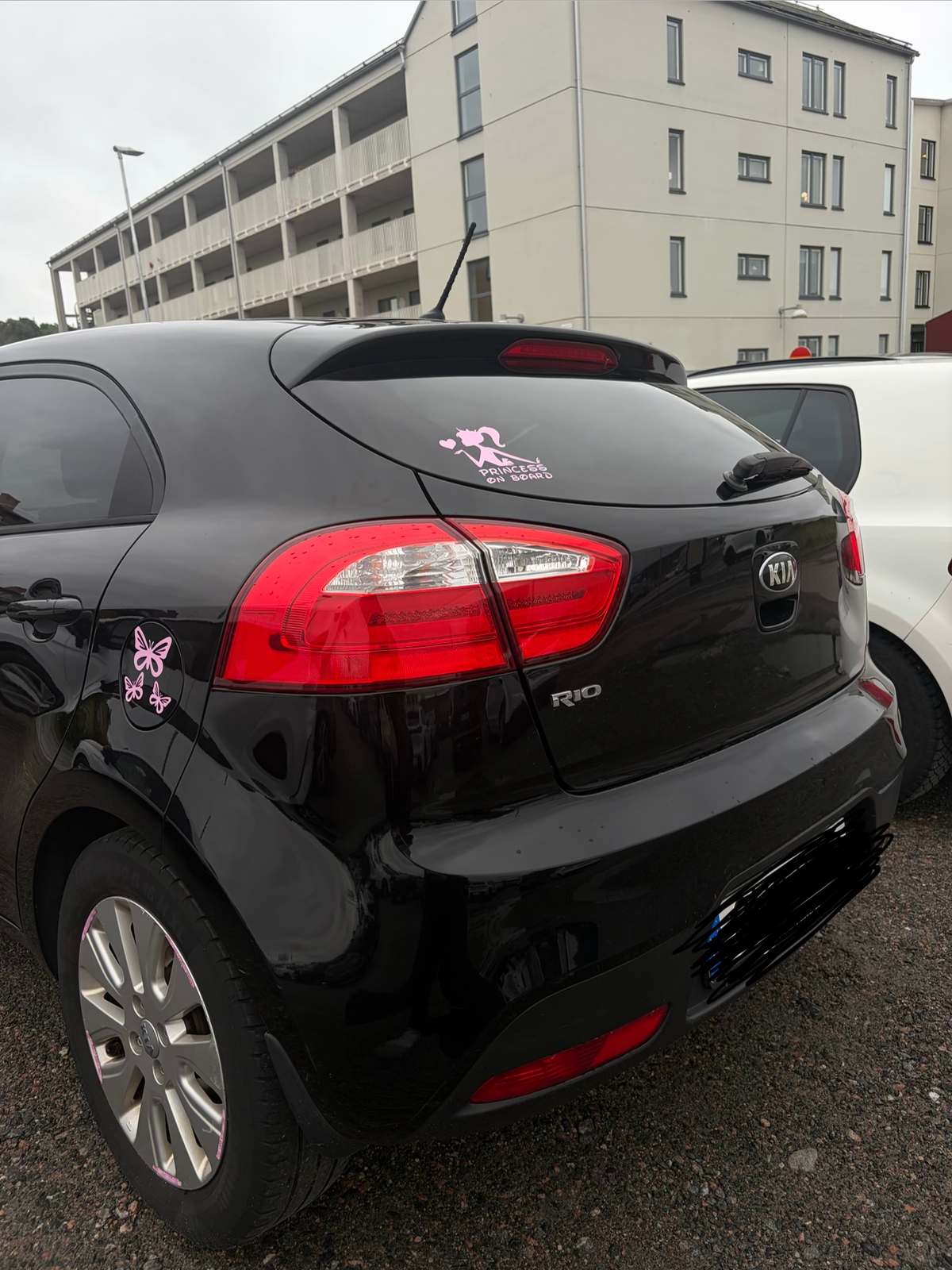 Kia Rio 5-dörrar 1.4 CVVT Automatisk 2014, photo 2/8