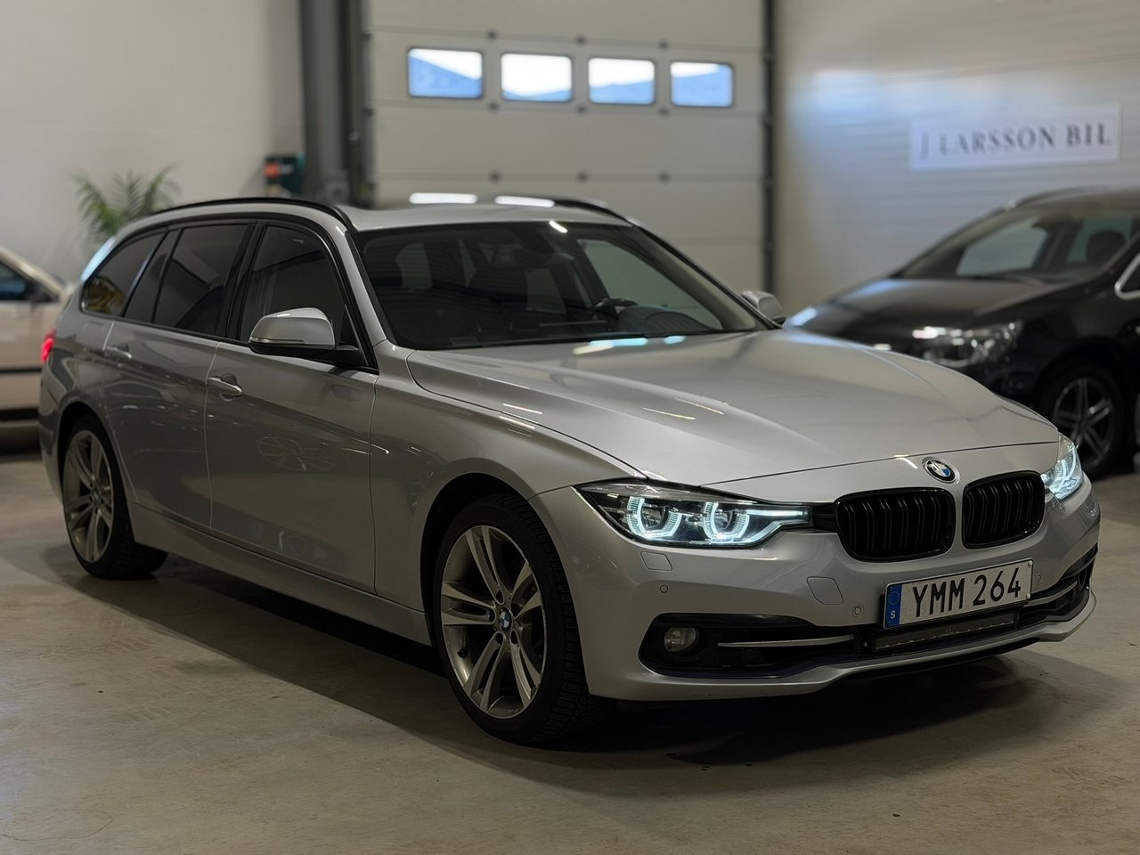 BMW 330 2017, kuva 2/10