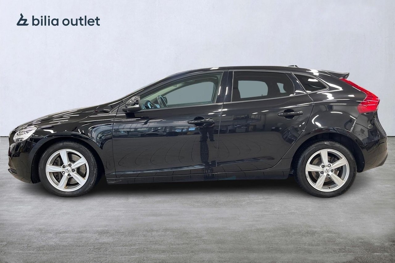 Volvo V40 2018, photo 3/10