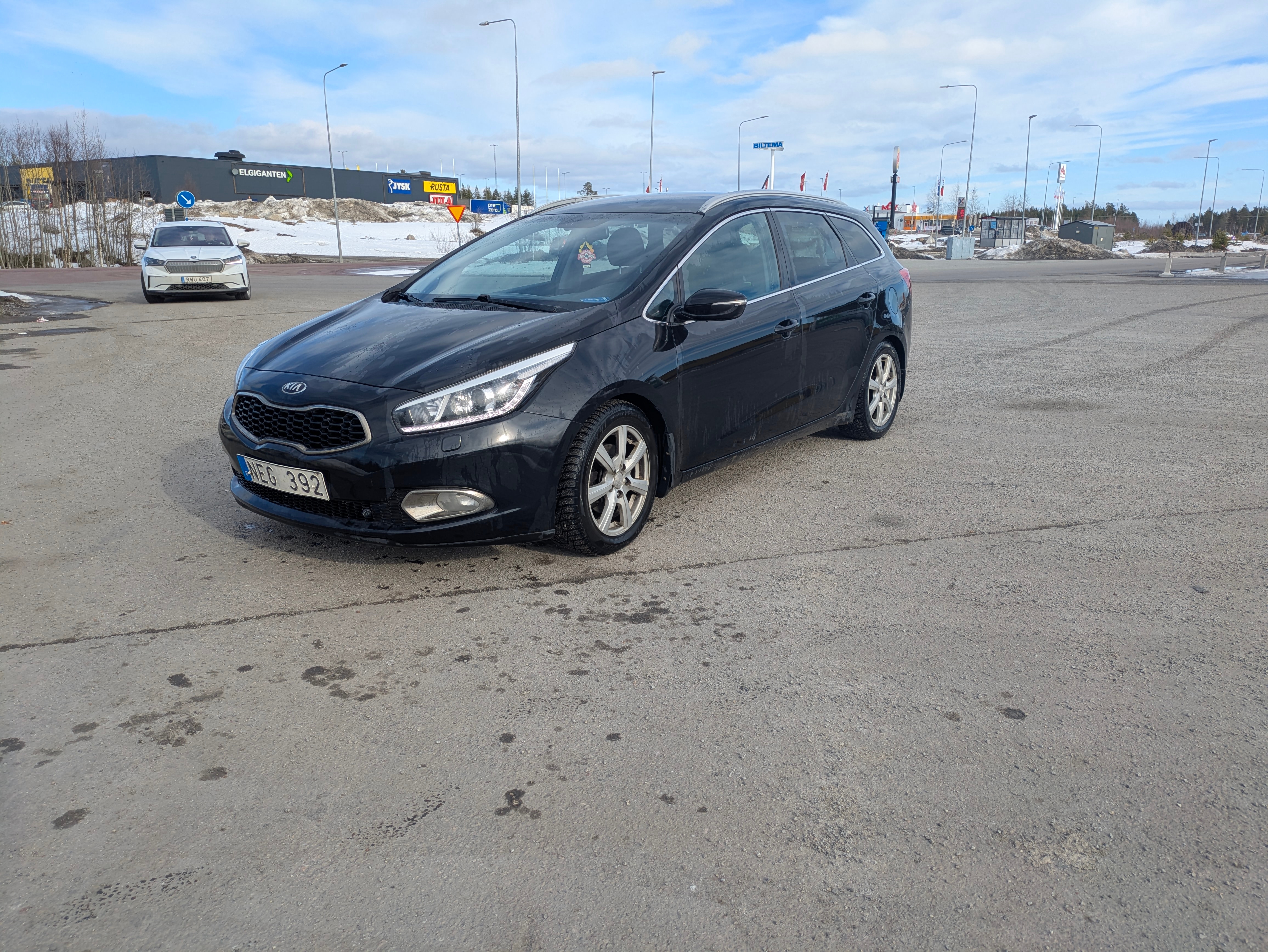 Kia Ceed _sw 1.6 CRDi Manuell 2013, photo 4/4
