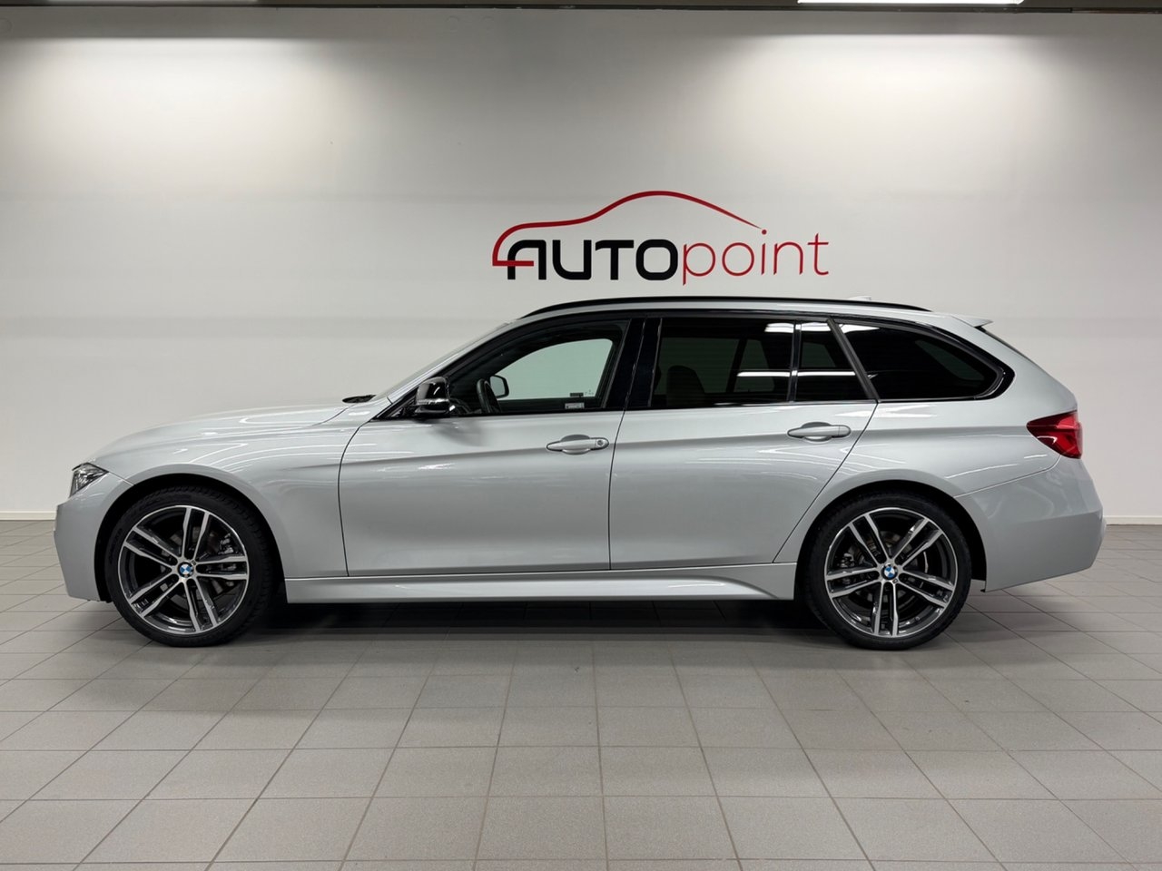 BMW 320 2019, bild 3/10