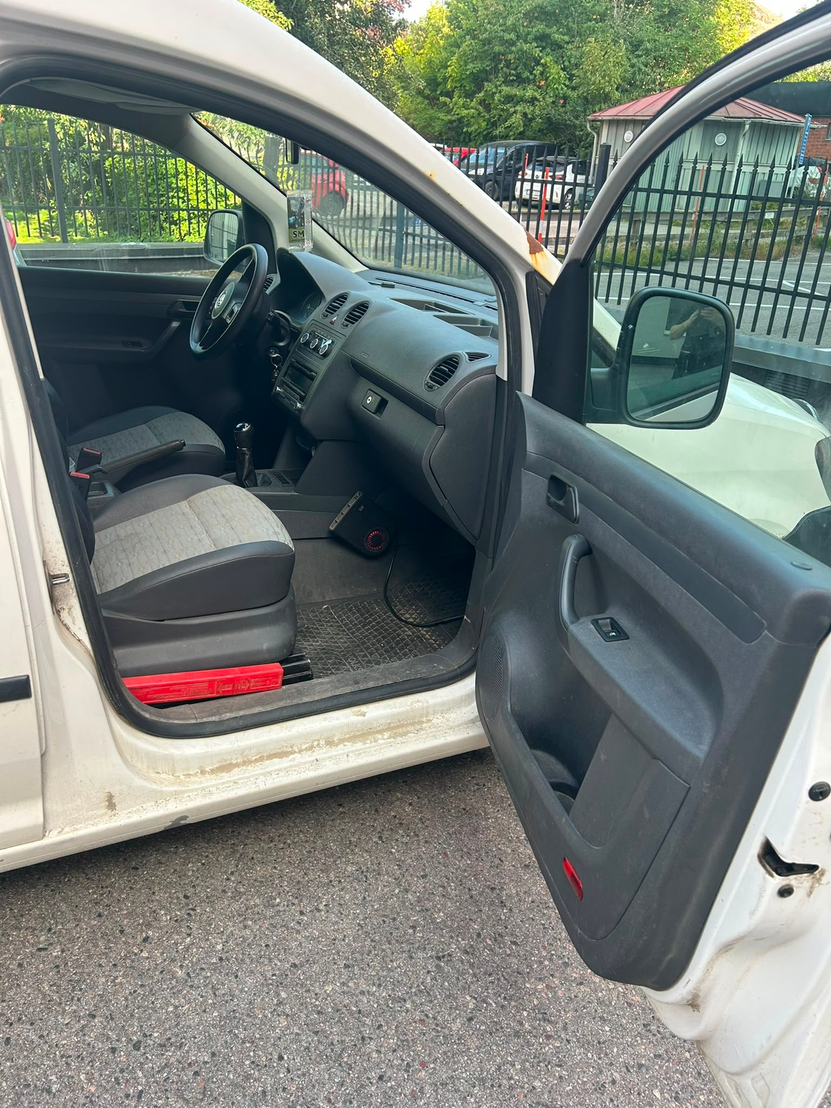 Volkswagen Caddy 2013, photo 6/10