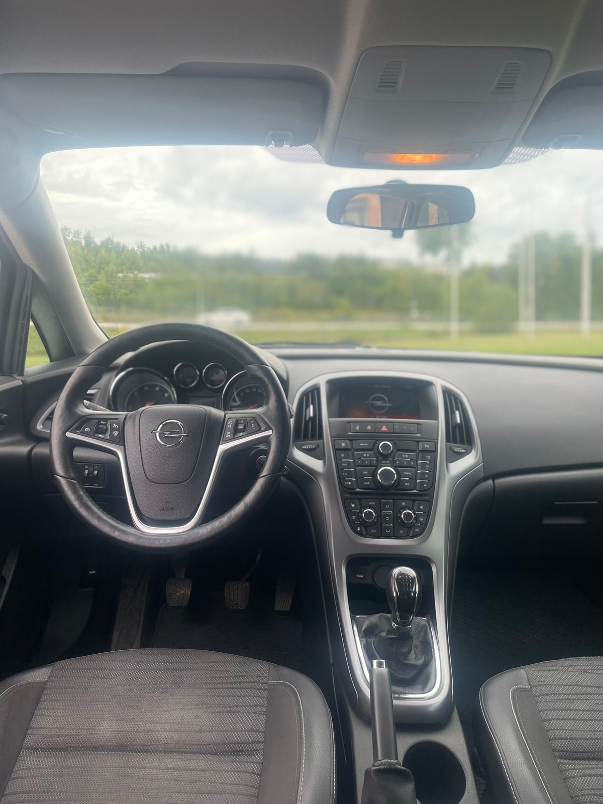 Opel Astra 2015, bild 2/7