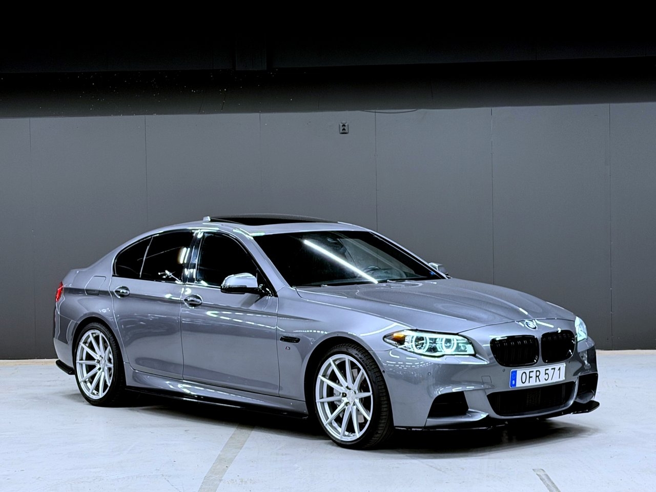 BMW 530
