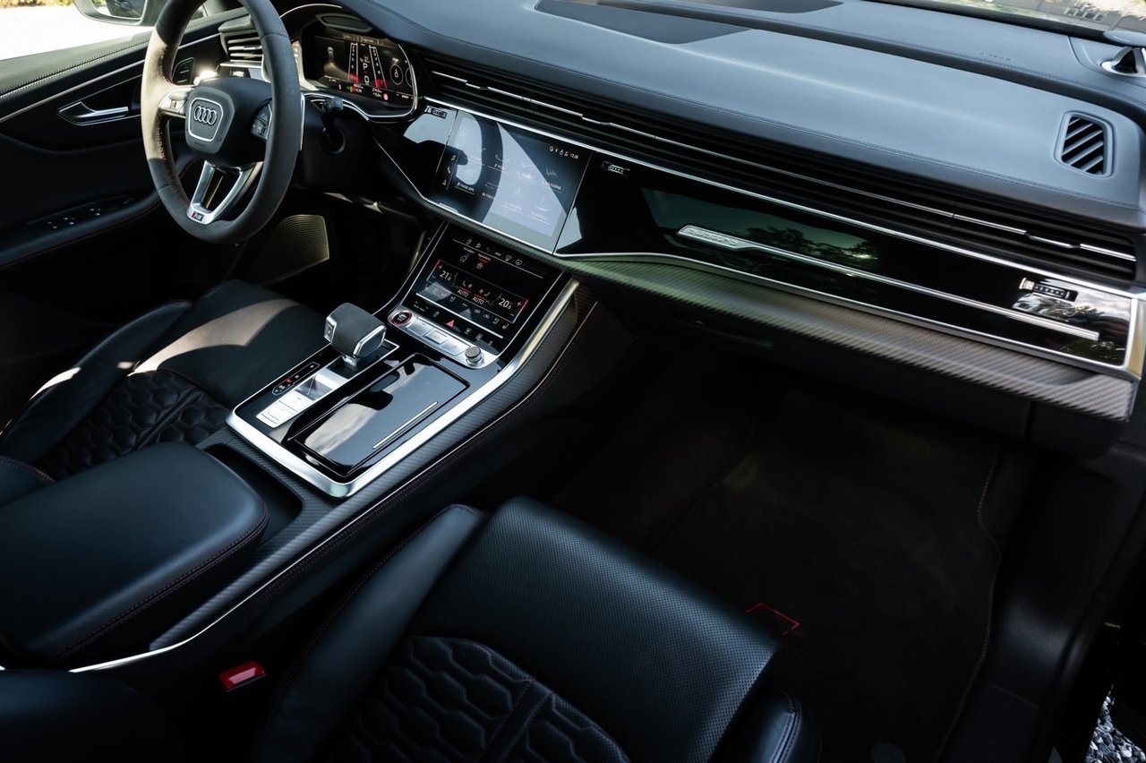 Audi RS Q8 B&O 2023, bild 7/10