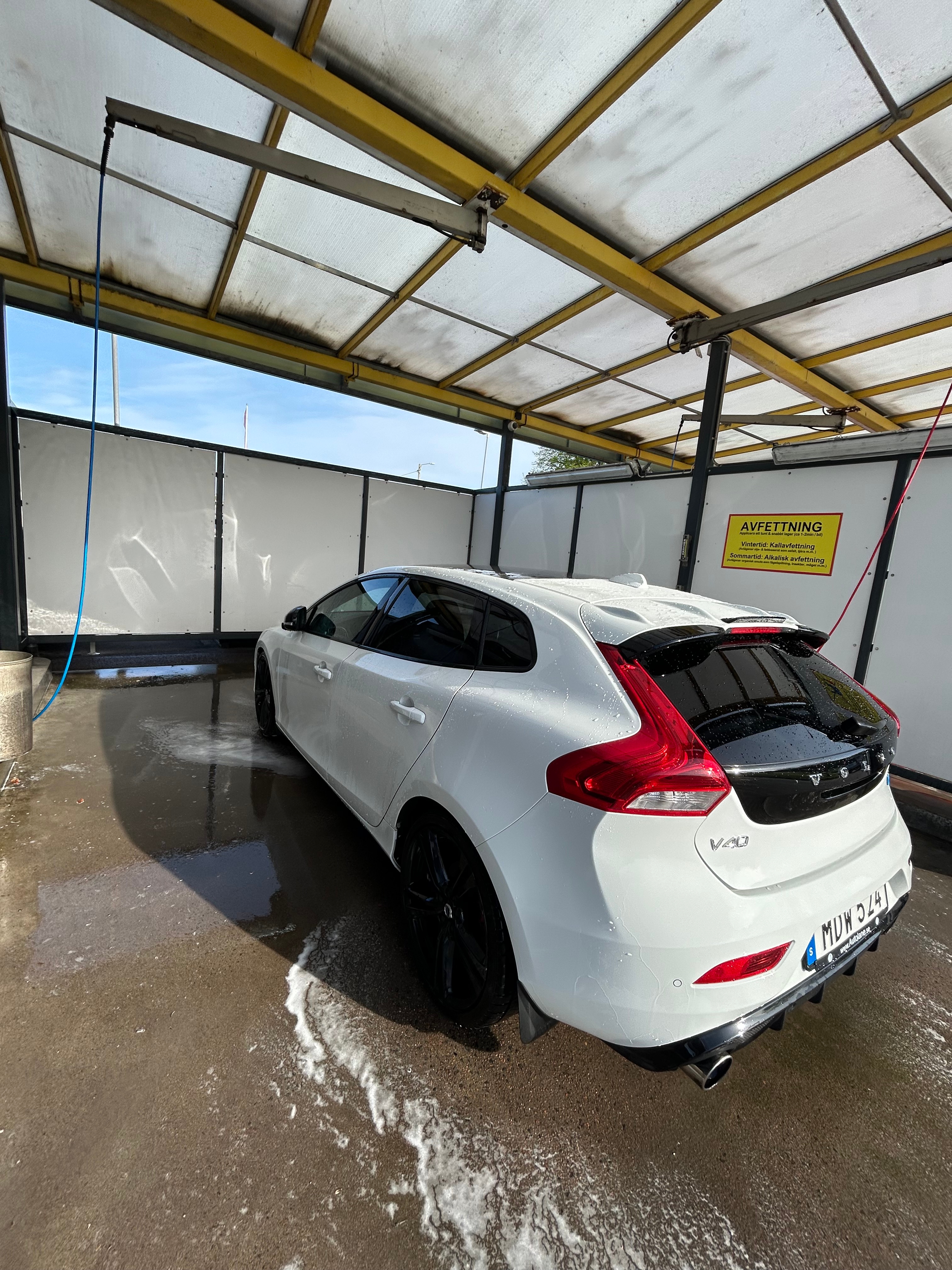 Volvo V40 T5 Geartronic 2016, bild 2/5