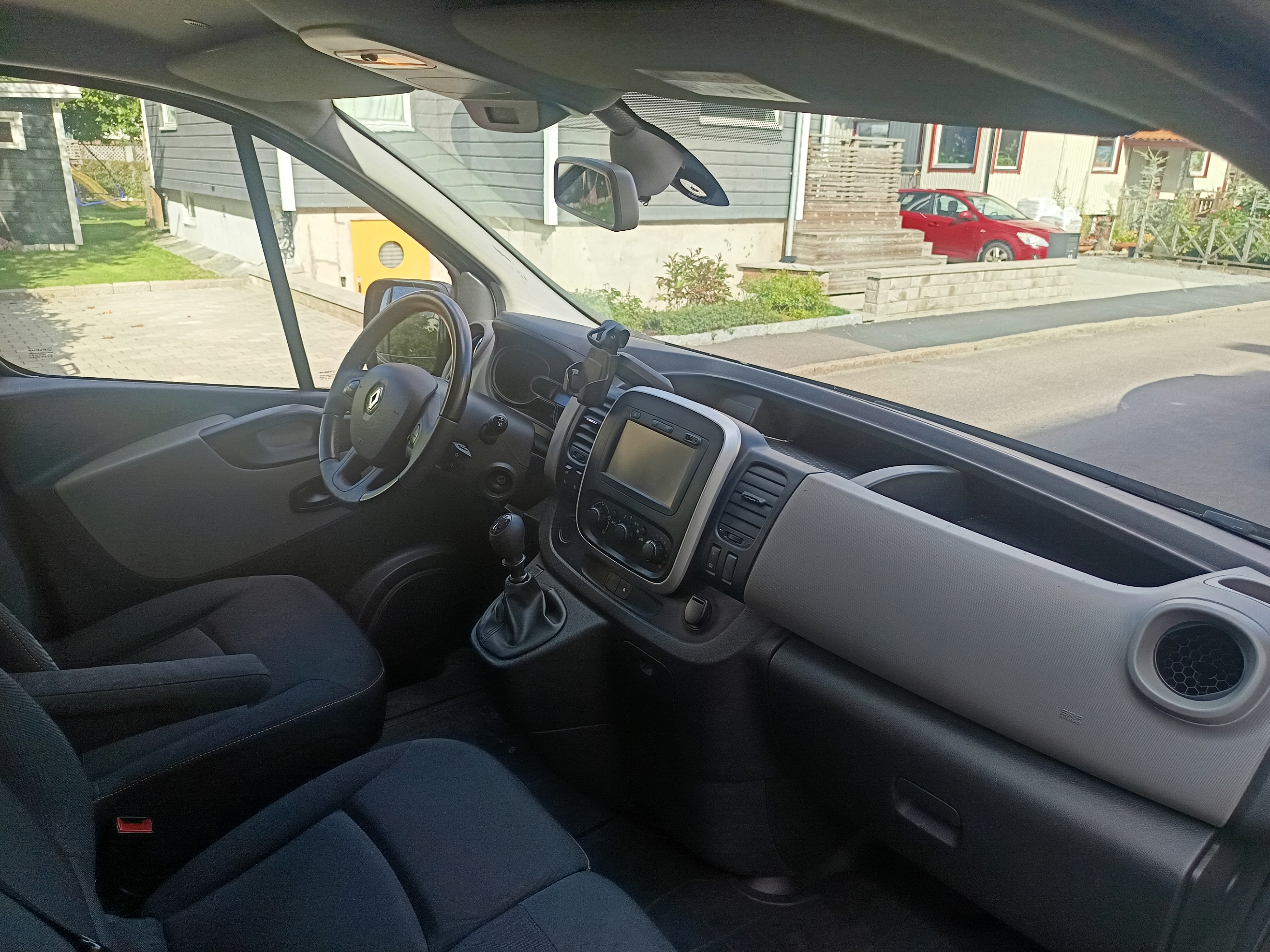 Renault Trafic 2016, photo 4/10