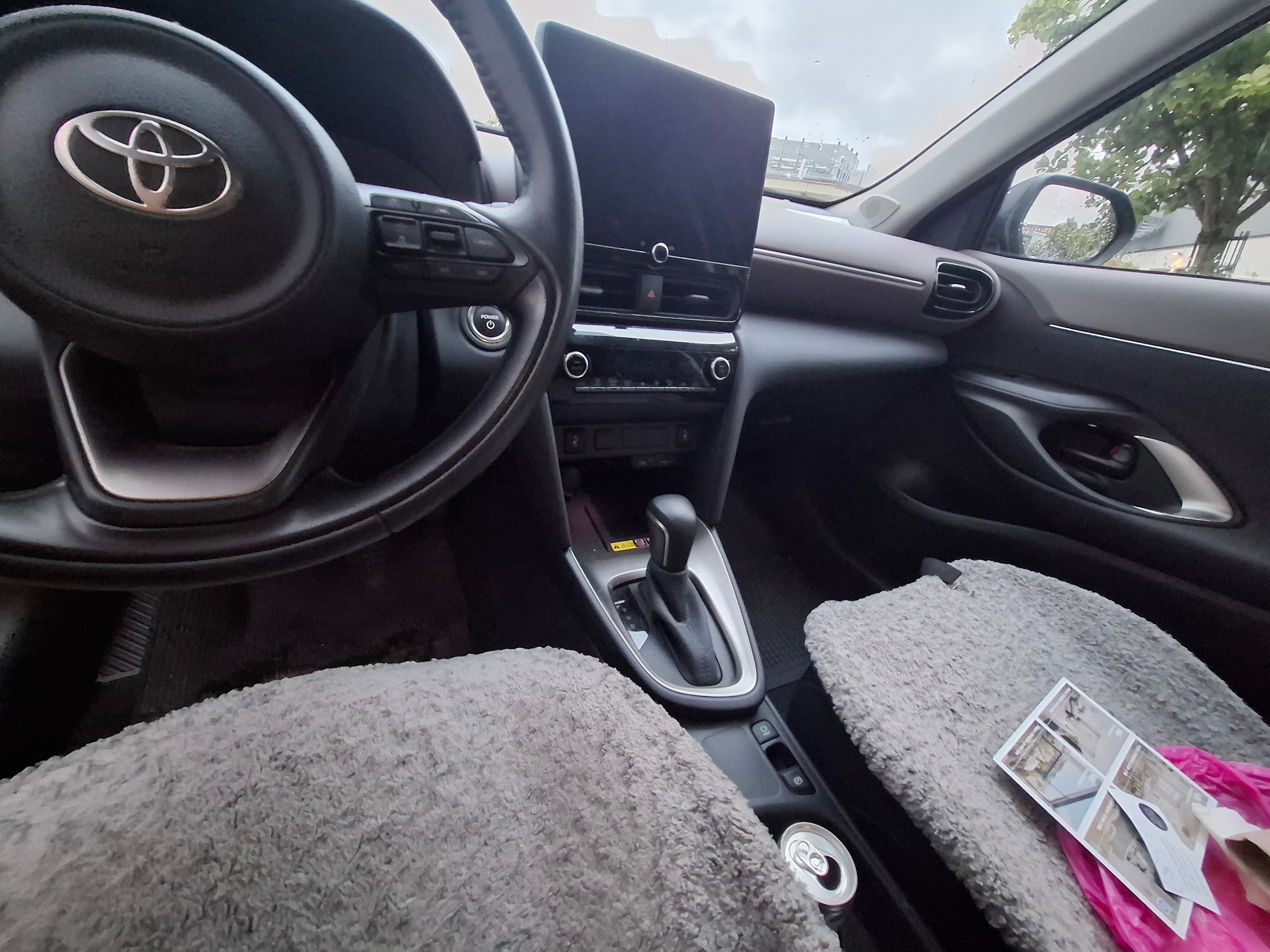 Toyota Yaris Cross Hybrid 130 e-CVT 2024, bild 6/6